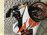 White Orange KTM RC 200