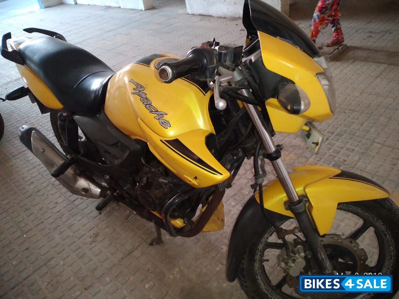 Yellow TVS Apache RTR 160