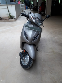 Matte Selene Silver Metallic Honda Activa 5G