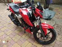 Red TVS Apache RTR 160 4V