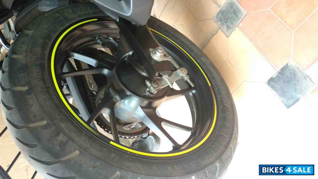 Grey (green) Honda CB Hornet 160R Grey (green) Honda CB Hornet 160R