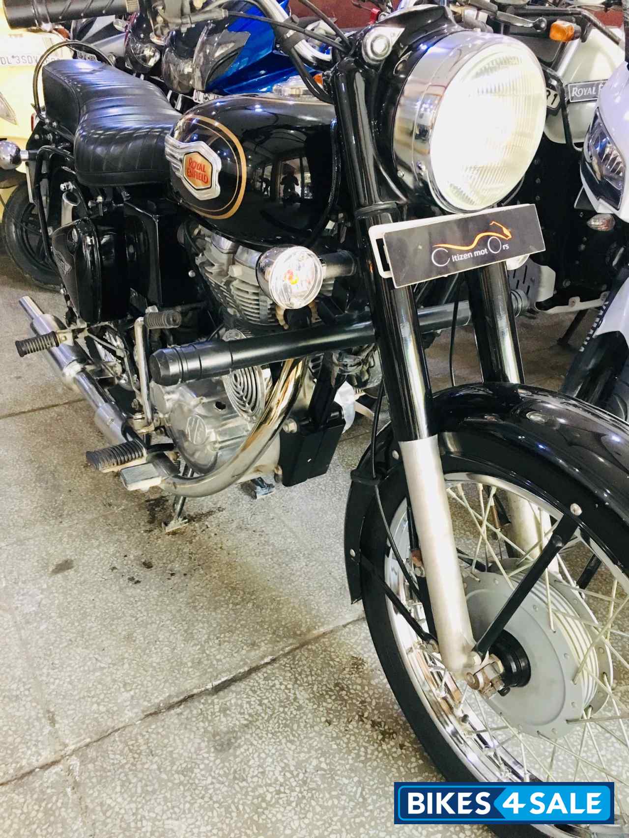 Black Royal Enfield Bullet Standard 350 Black Royal Enfield Bullet Standard 350