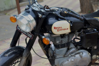 Black Royal Enfield Classic 350