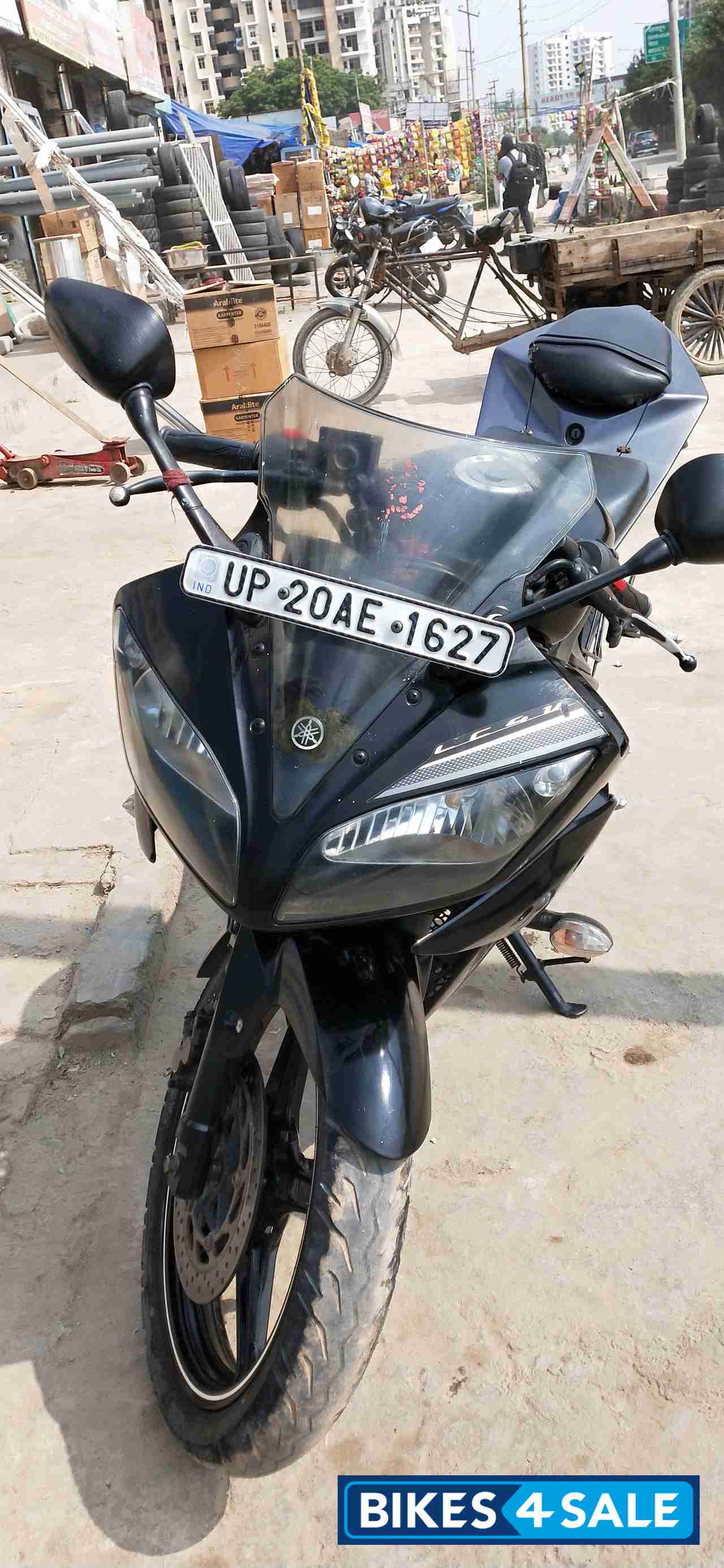 Midnight Black Yamaha YZF R15 V2 Midnight Black Yamaha YZF R15 V2