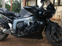 Black BMW K 1300 R