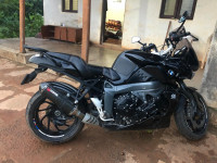 Black BMW K 1300 R