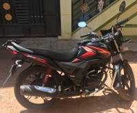 Black And Red Honda CB Shine SP