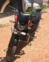 Black And Red Honda CB Shine SP