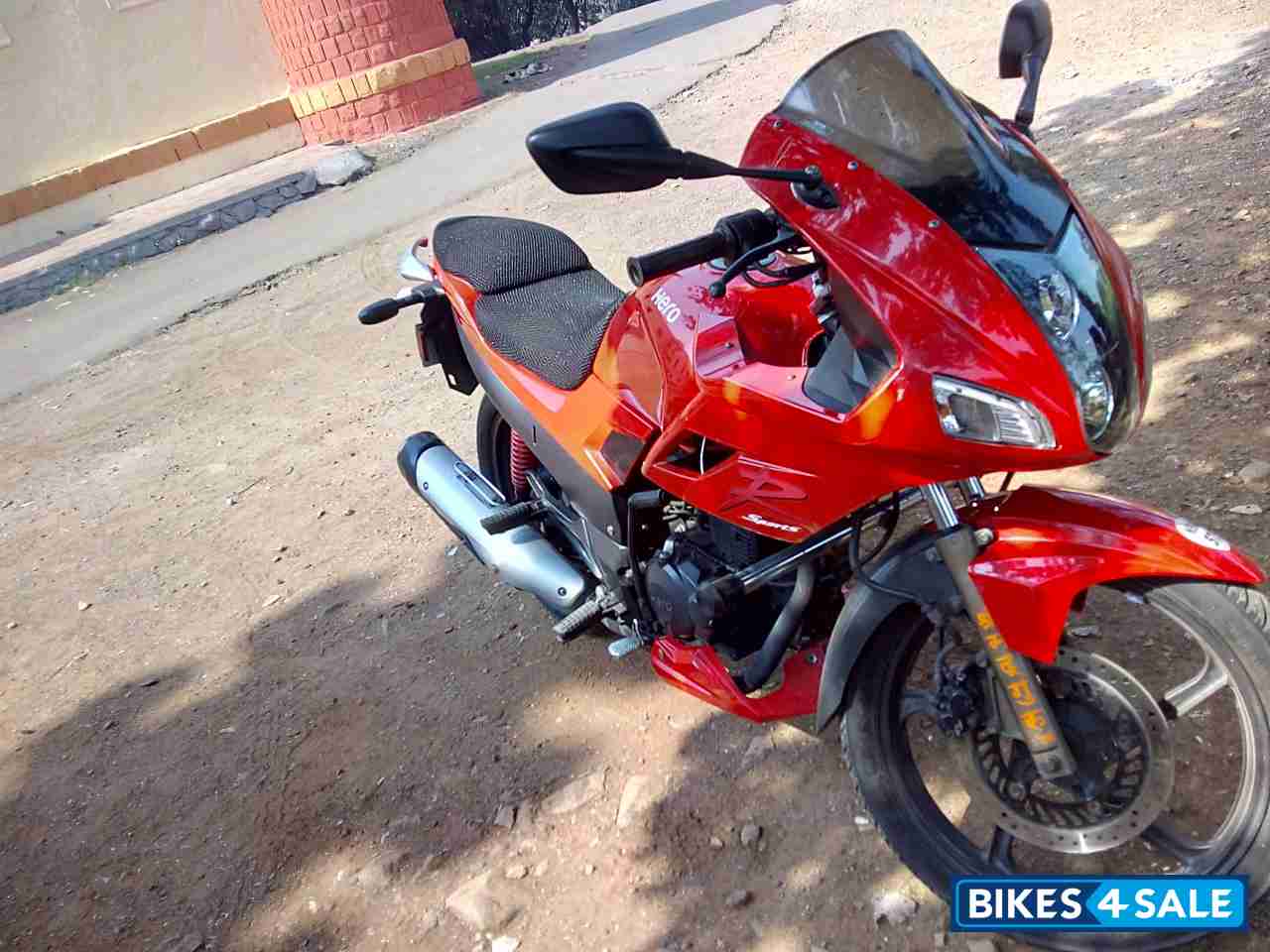 Red Hero Karizma R Red Hero Karizma R
