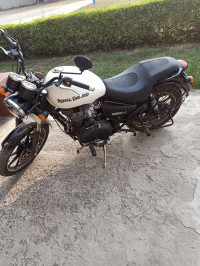 Royal Enfield Thunderbird X 350