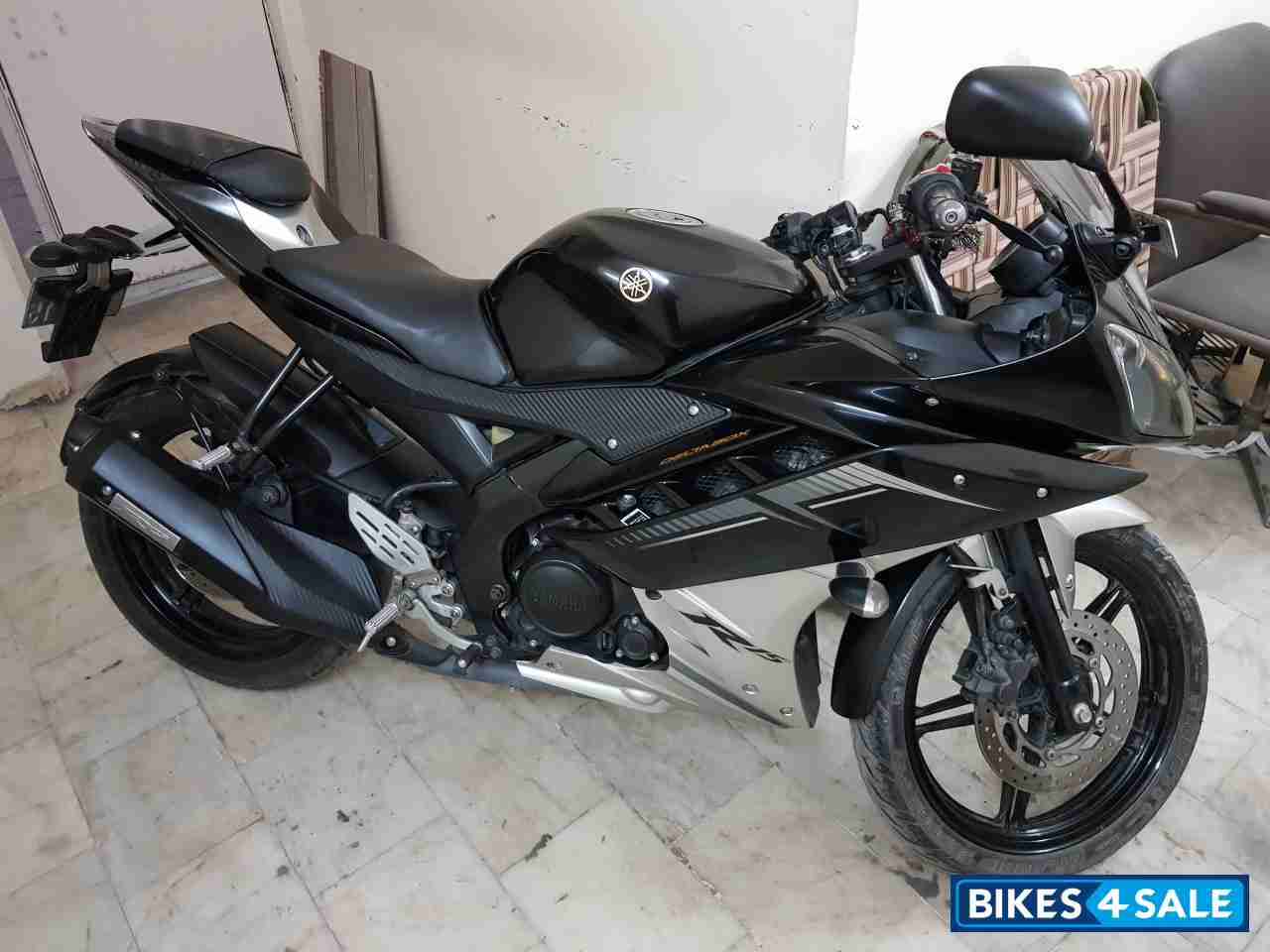 Yamaha r15 deals v2 2013 model