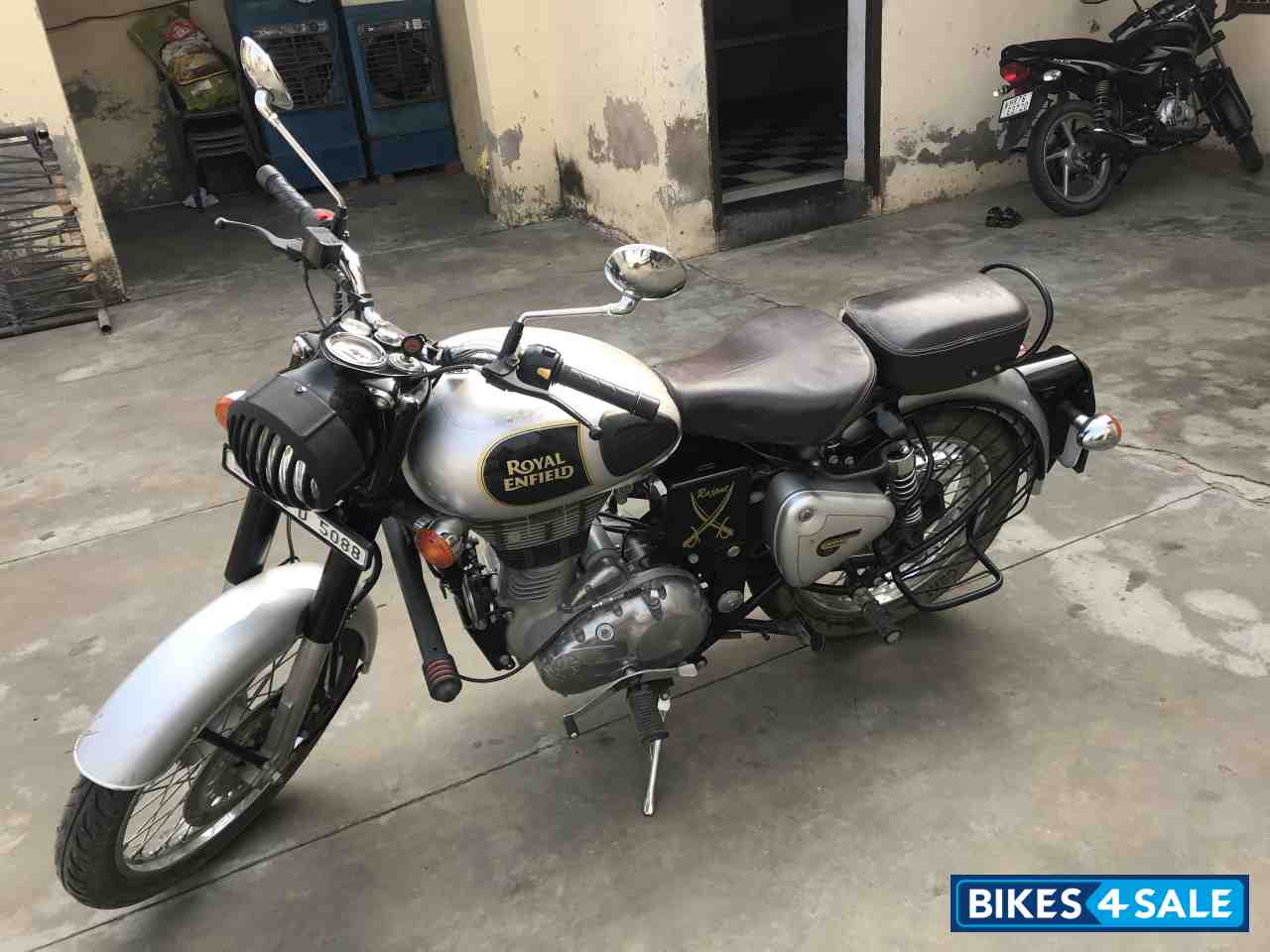 Royal Enfield Classic 350