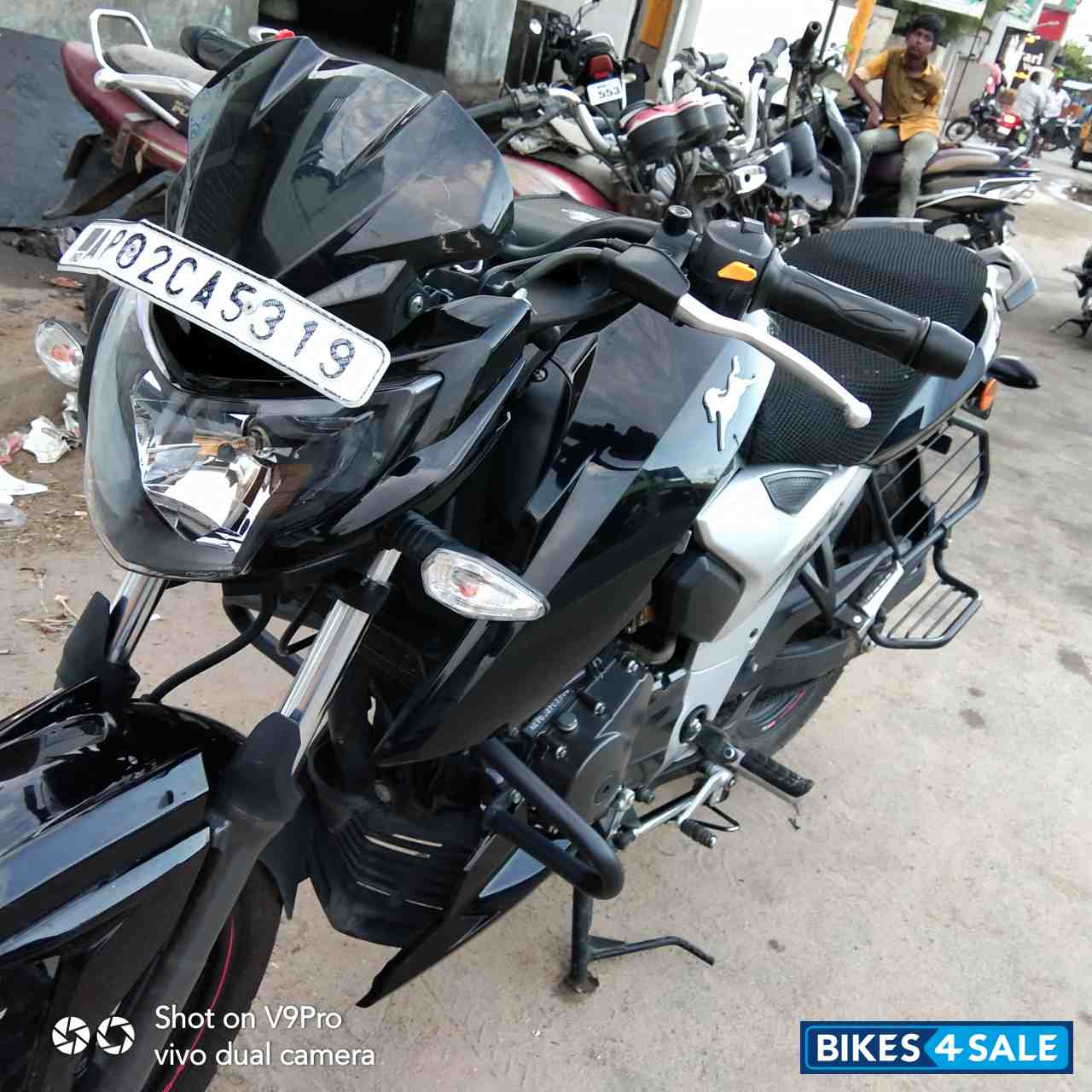 Used 18 Model Tvs Apache Rtr 160 4v For Sale In Anantapur Id 2469 Black White Colour Bikes4sale