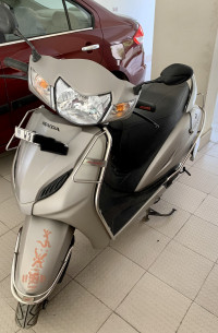 Matte Silver Metalic Honda Activa 4G