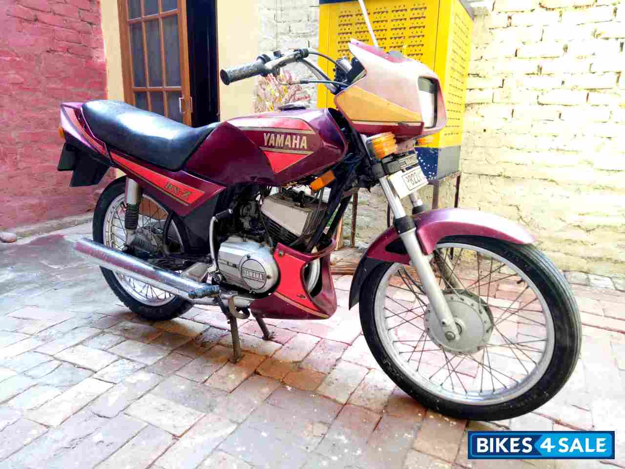 Red Yamaha RXZ