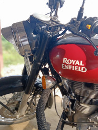 Royal Enfield Classic 350 Redditch Red