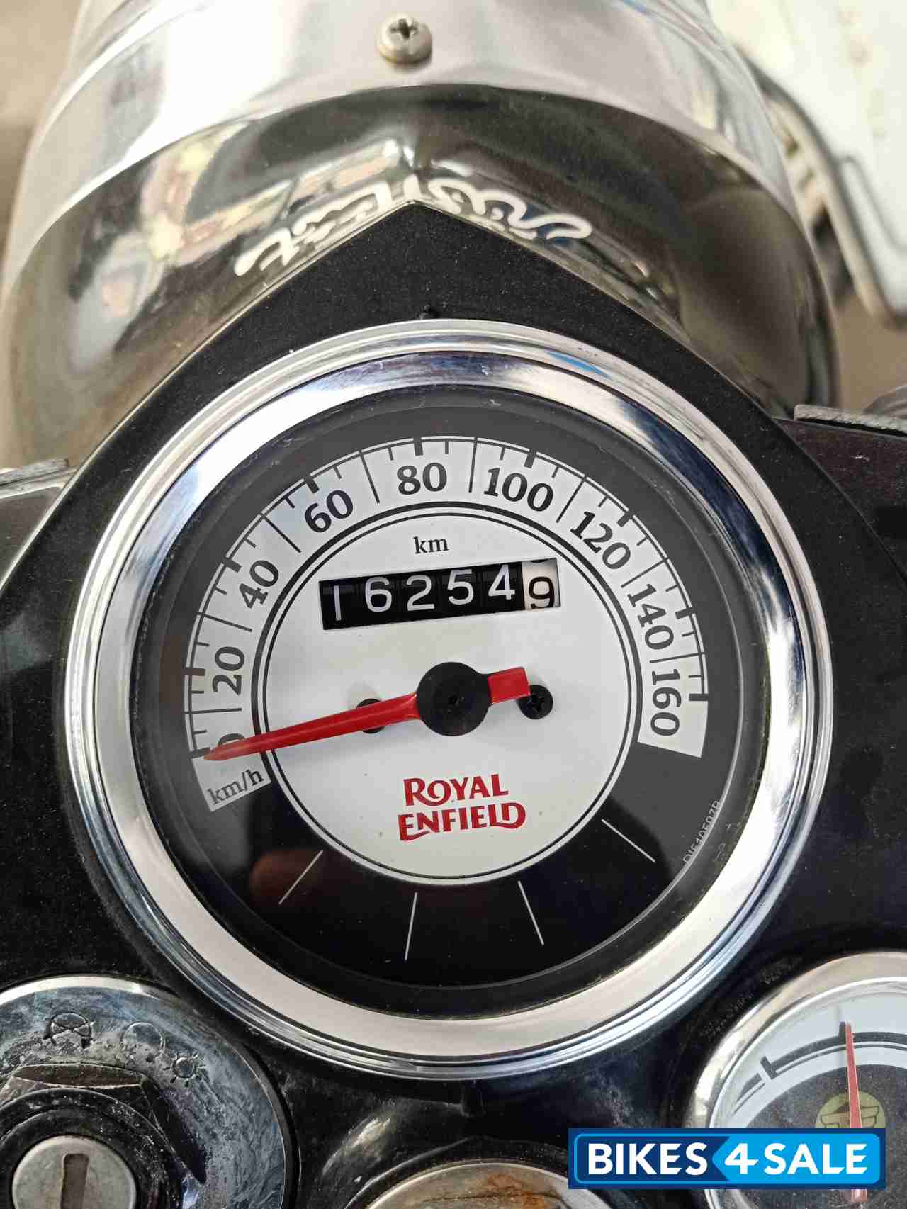 Royal Enfield Classic 350 Redditch Red Royal Enfield Classic 350 Redditch Red