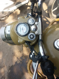 Royal Enfield Classic Desert Storm