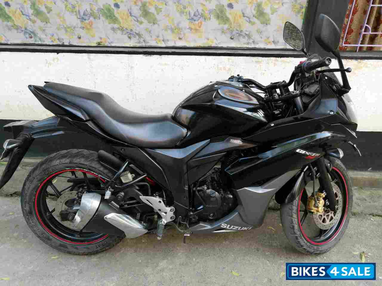 Suzuki gixxer deals sf 2016 model