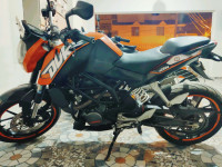 Orange KTM Duke 200