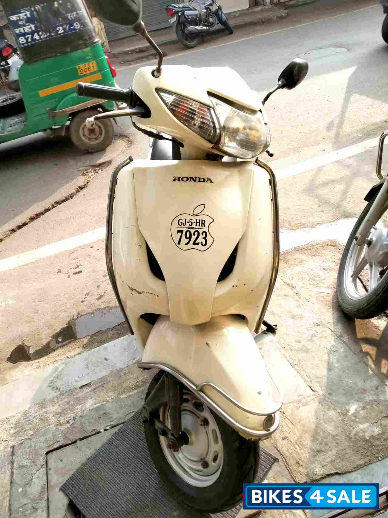 Used interceptor 650 online olx