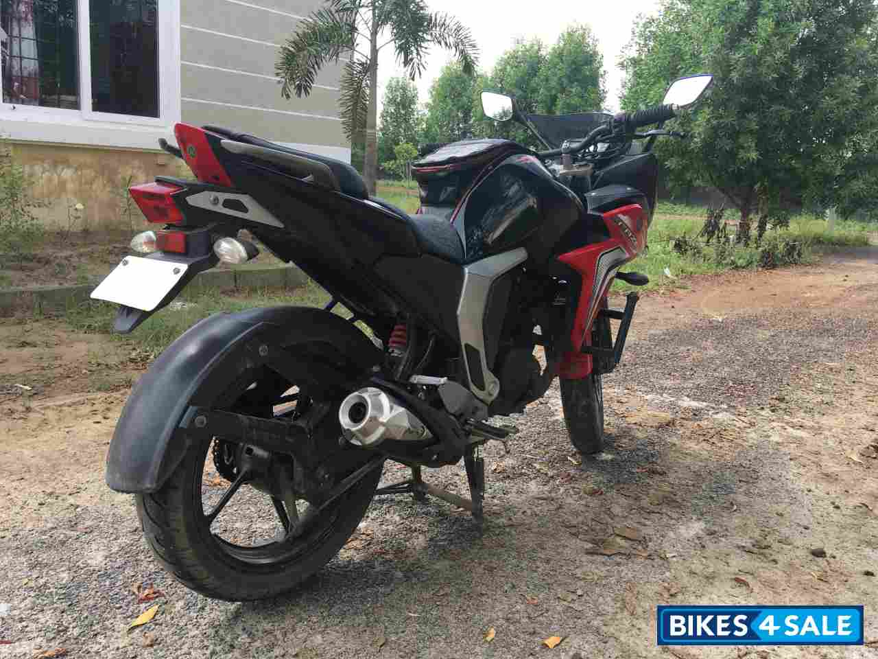 Used 2015 model Yamaha Fazer FI V2 for sale in Chennai. ID 255092 ...