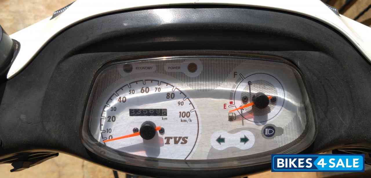 Green-white TVS Scooty Pep Plus Green-white TVS Scooty Pep Plus