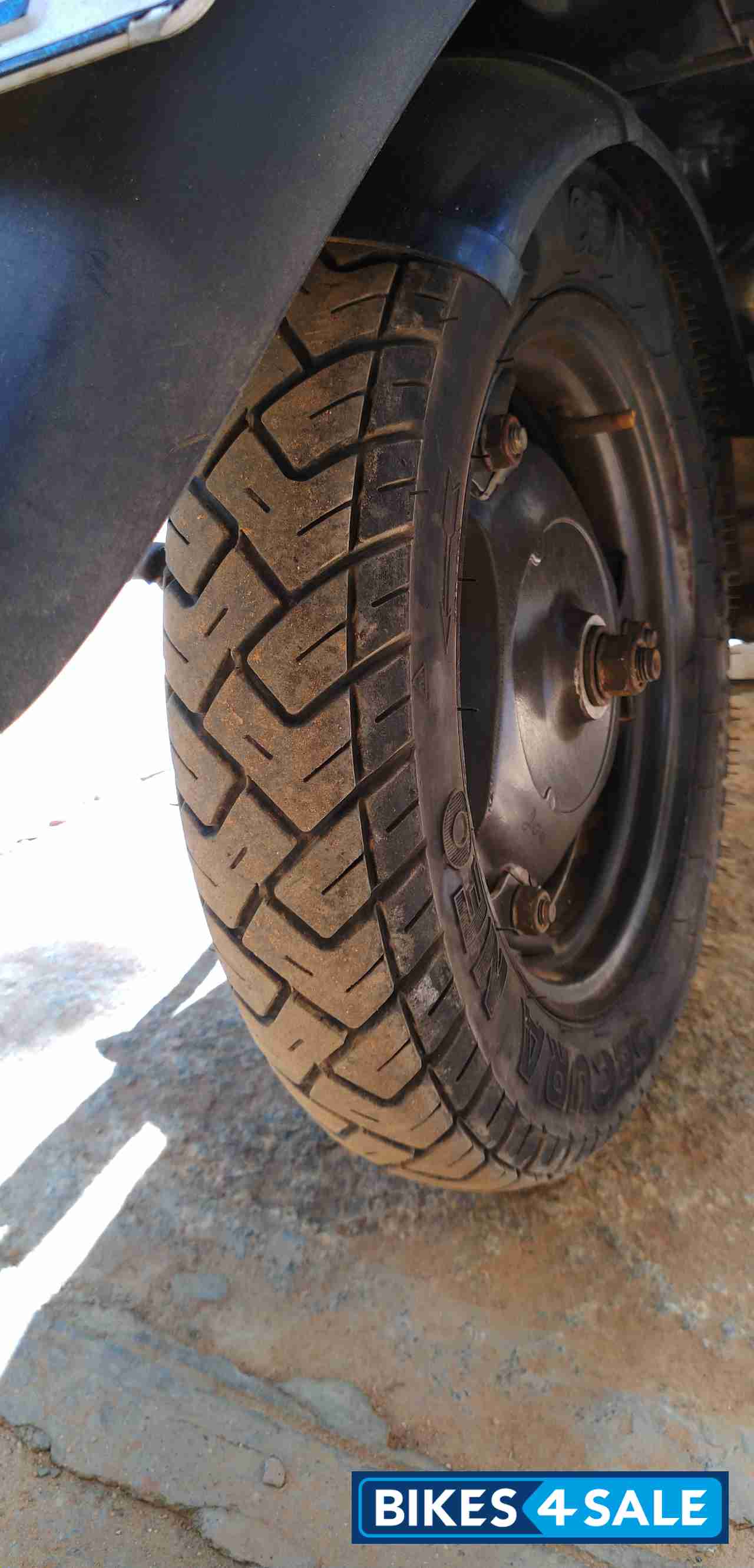 Green-white TVS Scooty Pep Plus Green-white TVS Scooty Pep Plus