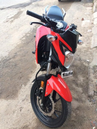 Red Honda CB Hornet 160R