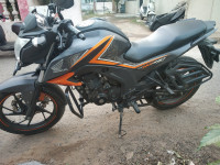 Met Gray Orange Honda CB Hornet 160R ABS