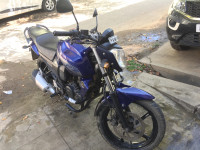 Blue Yamaha FZ16