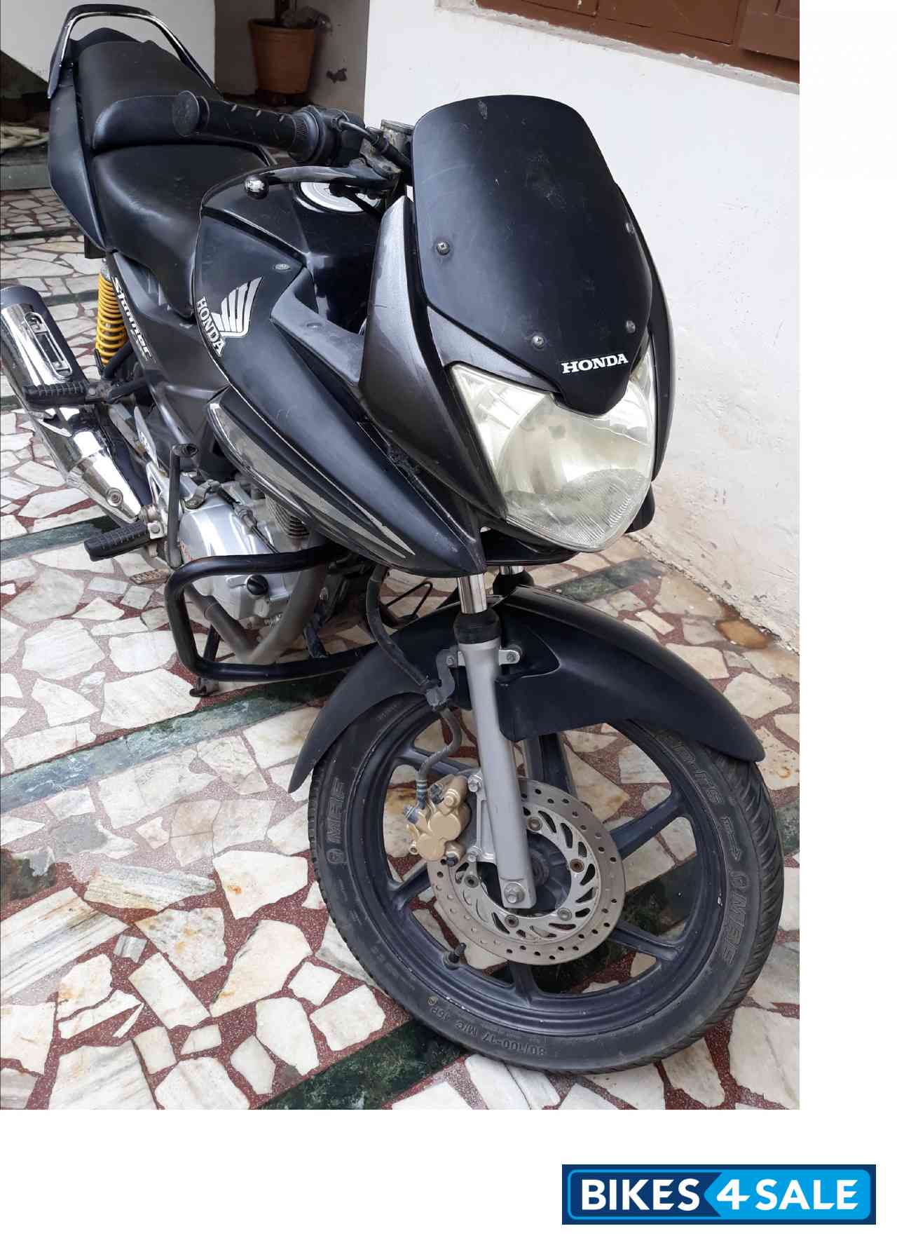 Used 09 Model Honda Cbf Stunner For Sale In Rajkot Id Black Colour Bikes4sale