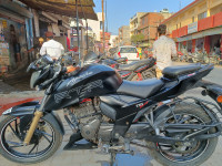 Matte Black TVS Apache RTR 200 4V