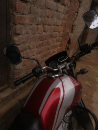 Bajaj V12