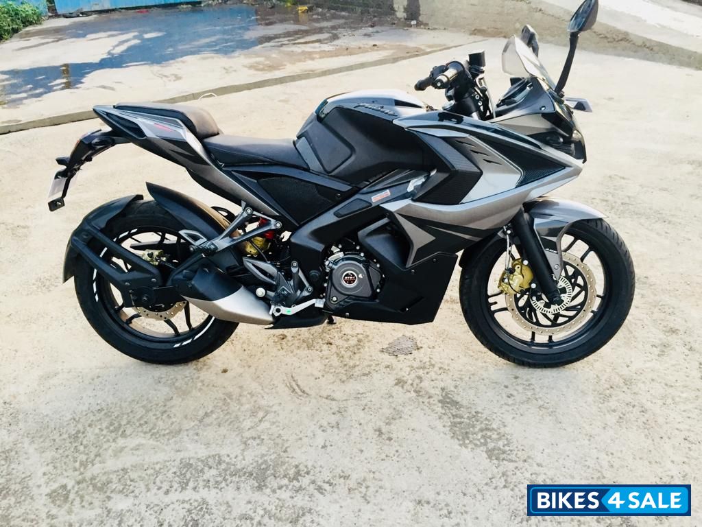 Pulsar rs online 200 abs