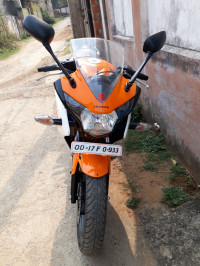 Orange Honda CBR 150R