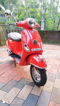 Vespa LX 125