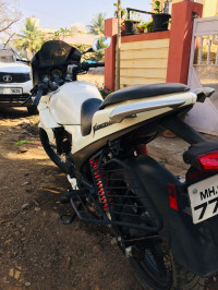 White Hero Karizma R