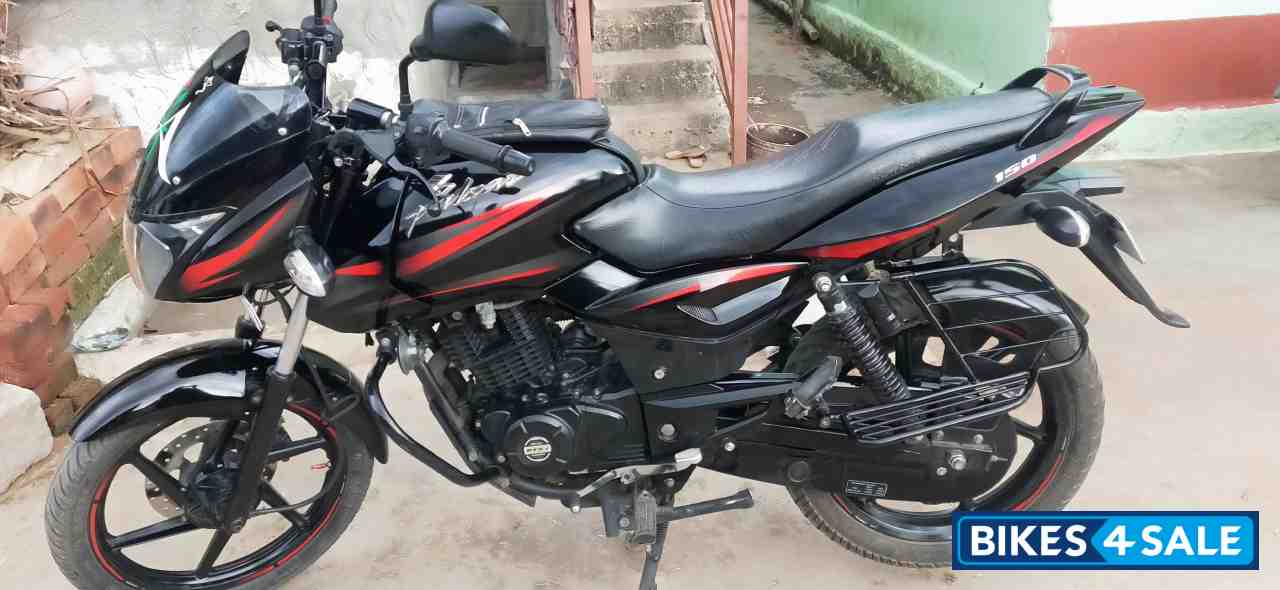 Used 2014 model Bajaj Pulsar 150 Classic for sale in ...