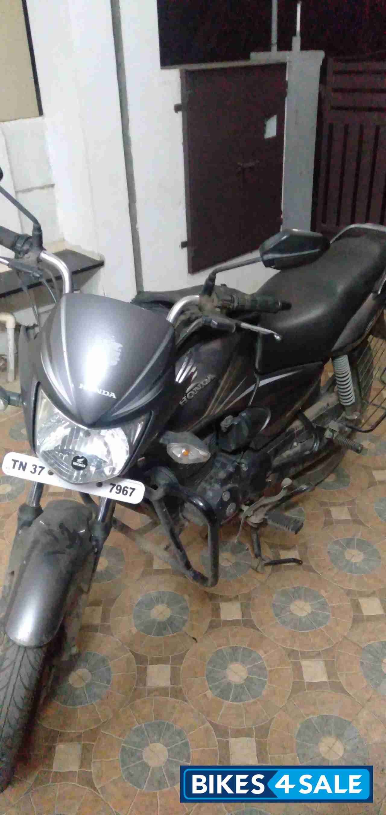 Honda shine second hand 2024 bike olx