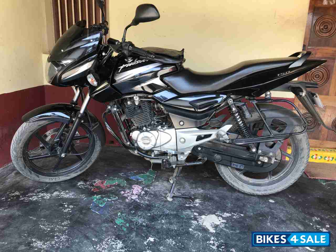 Bajaj Pulsar 150 Classic