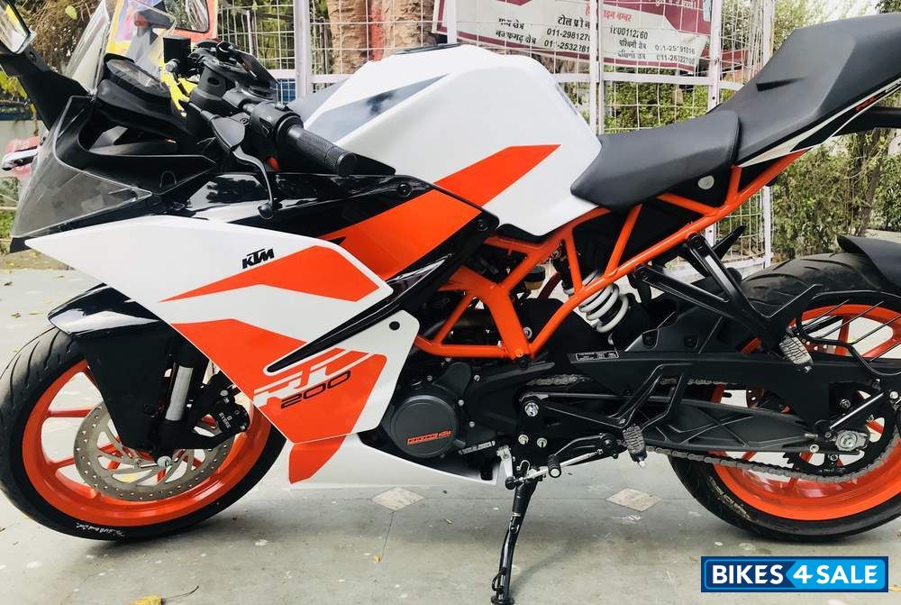 2 hand best sale ktm rc 200