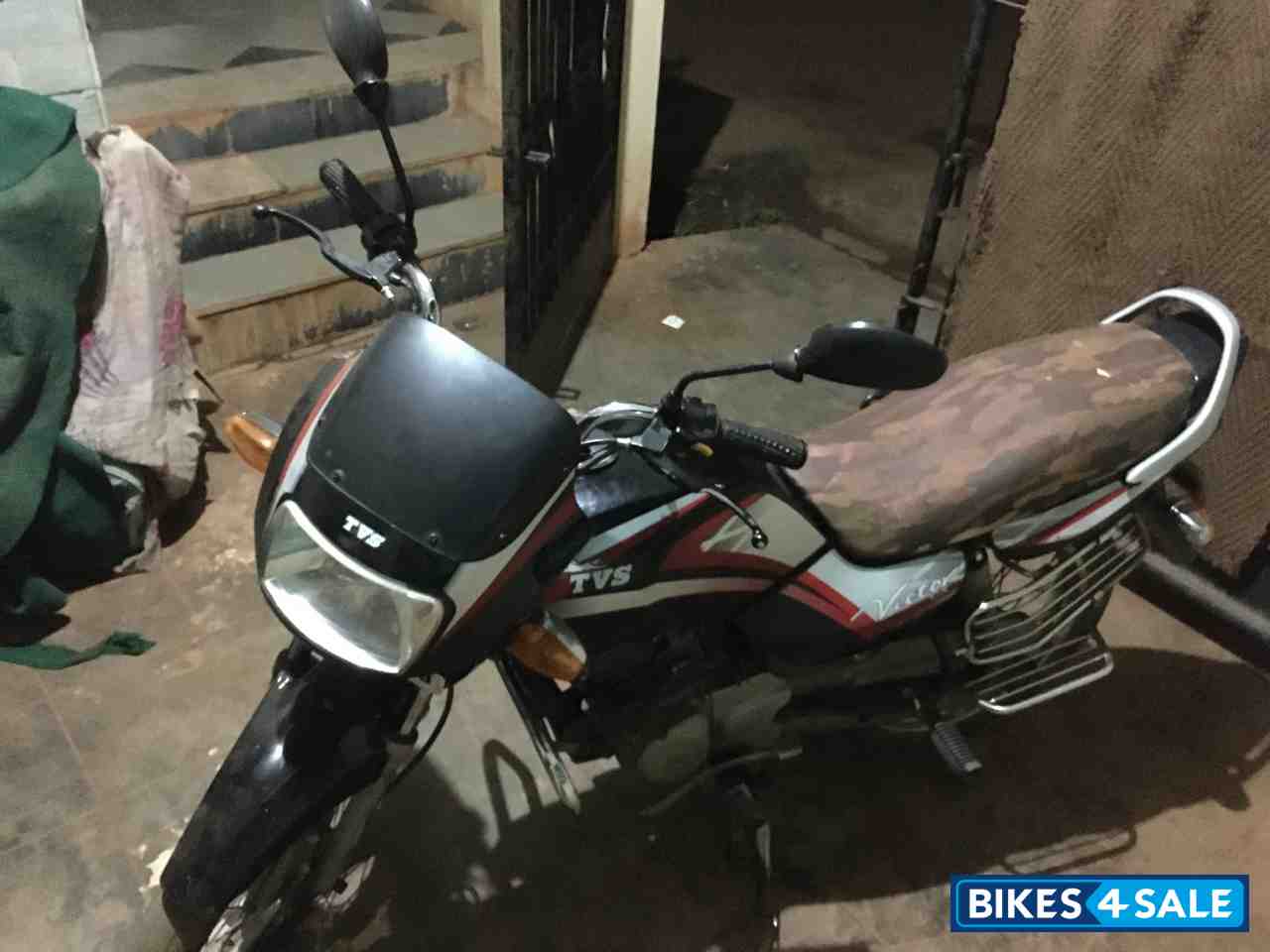 TVS Victor GLX