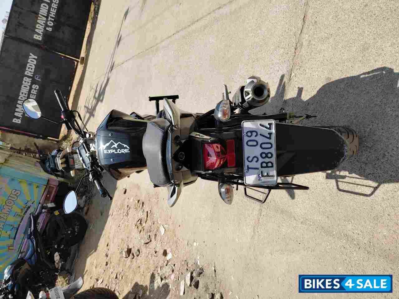 Black Yamaha FZ FI V2 Black Yamaha FZ FI V2