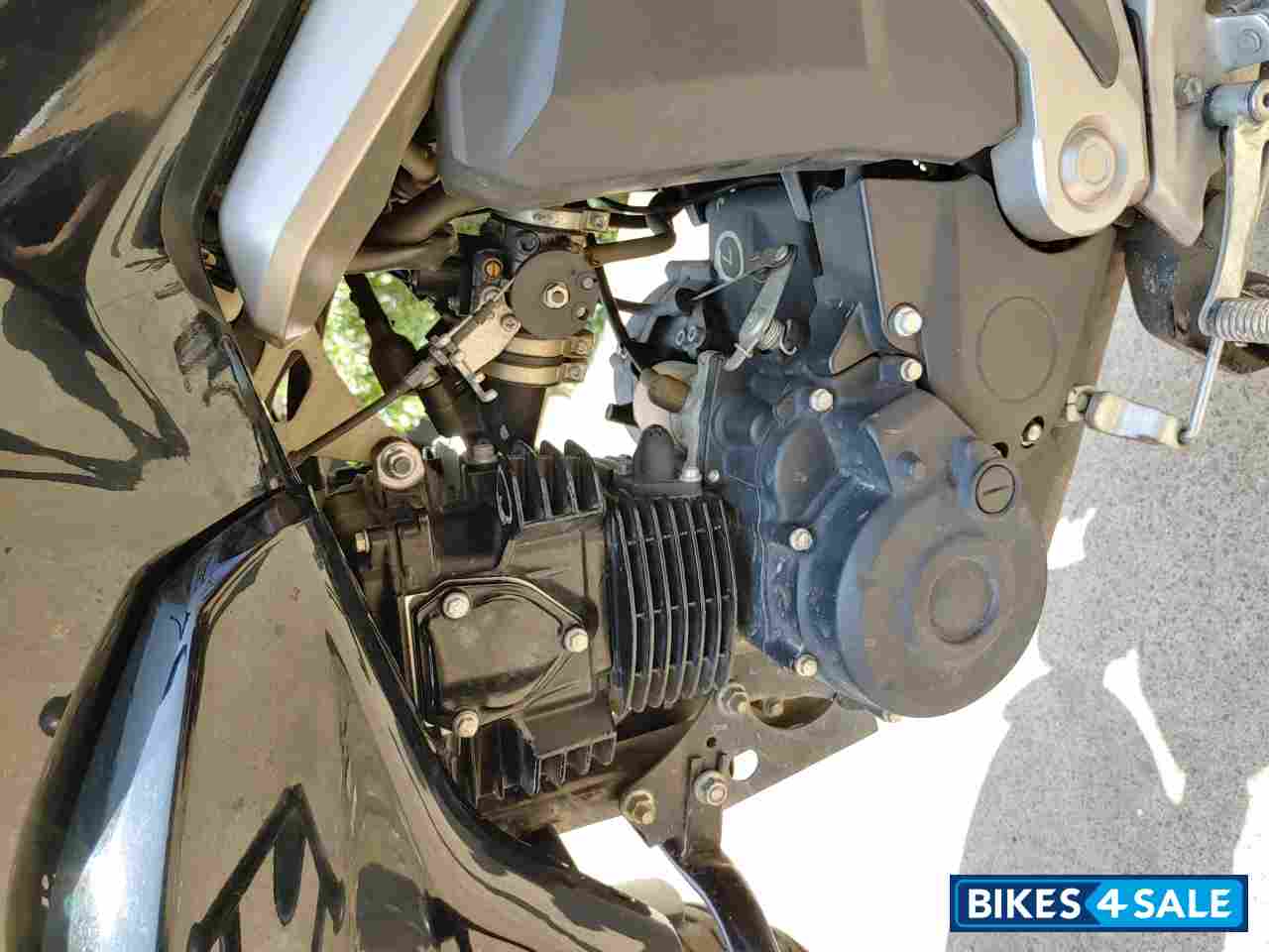 Black Yamaha FZ FI V2 Black Yamaha FZ FI V2