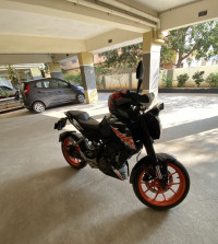 KTM Duke 200