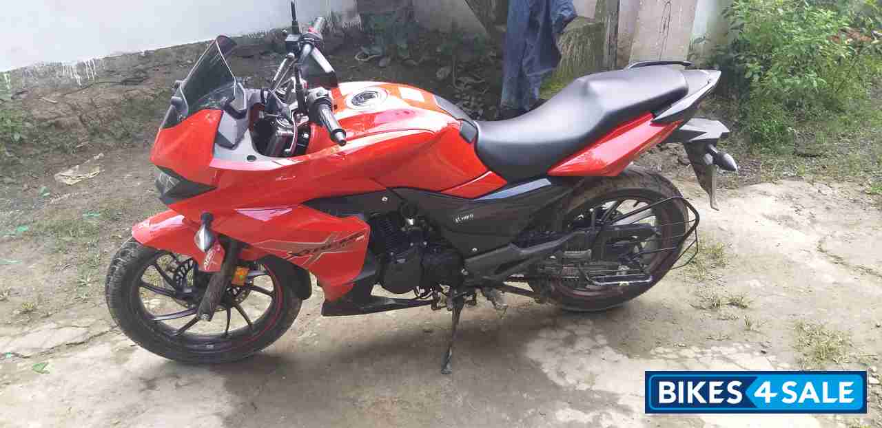 hero xtreme 200s bs4 price