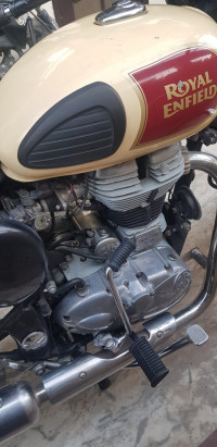 Tan Royal Enfield Classic 500