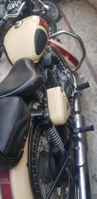 Tan Royal Enfield Classic 500