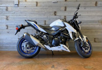 White Suzuki GSX S750